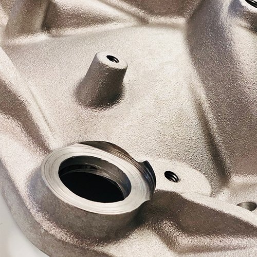 Edelbrock Performer EPS Intake Manifold for Small Block Chevy - Image 2